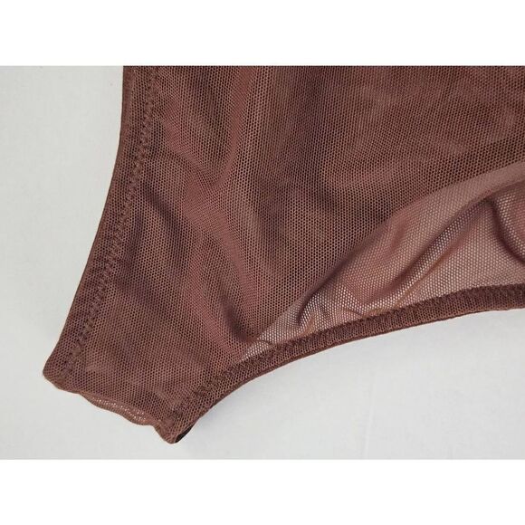 Skims hi cut panty Nwt - Picture 7 of 8